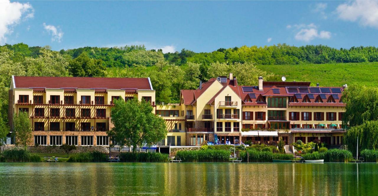 Tó Wellness Hotel Bánk Exterior foto